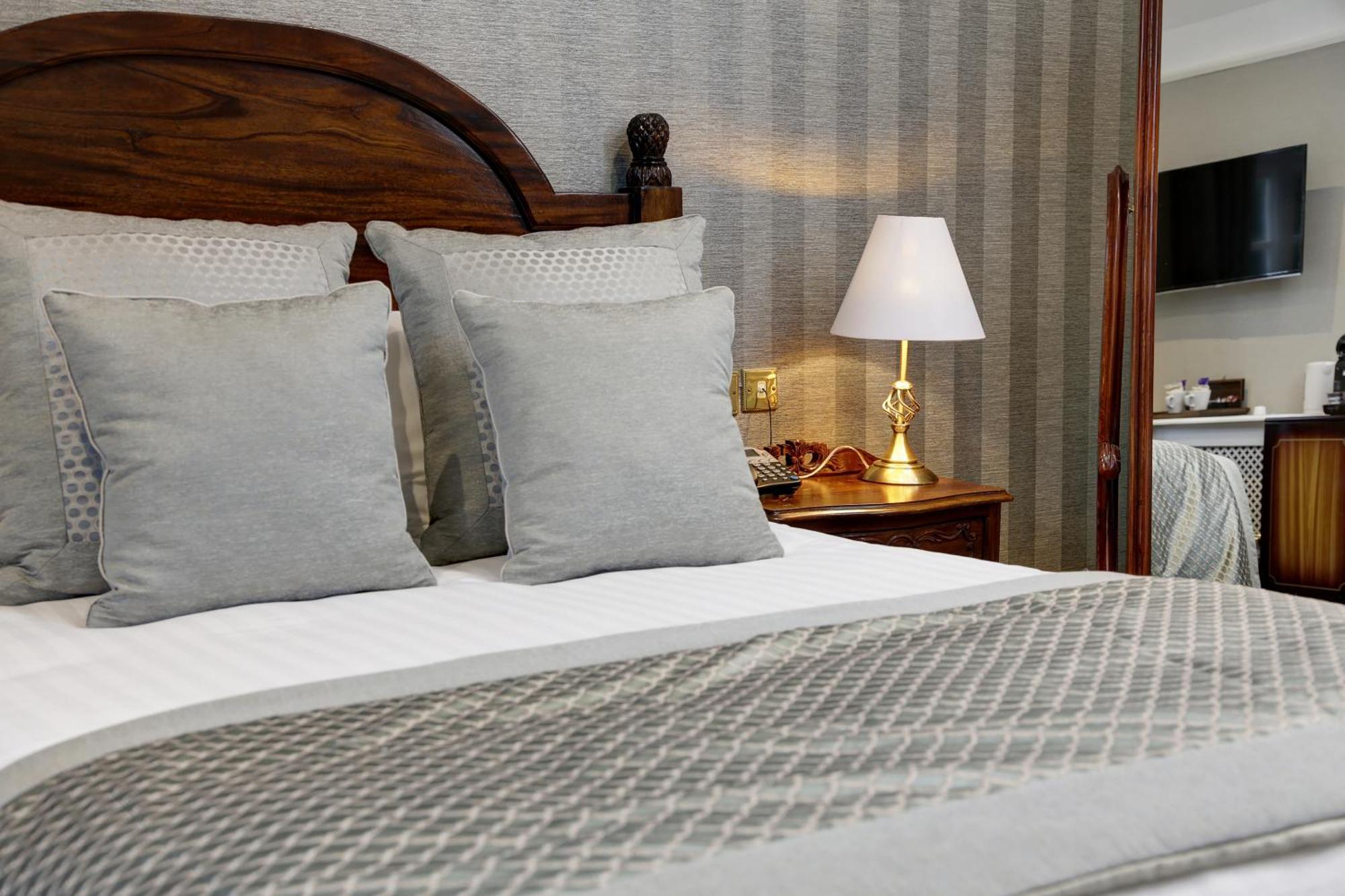 Mere Court Hotel Knutsford Habitación foto
